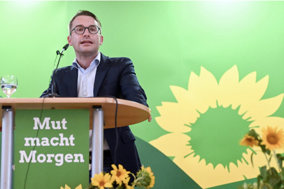 Grünen-Chef Sebastian Striegel (39) will klare Maßstäbe bei der Glücksspielprävention.
