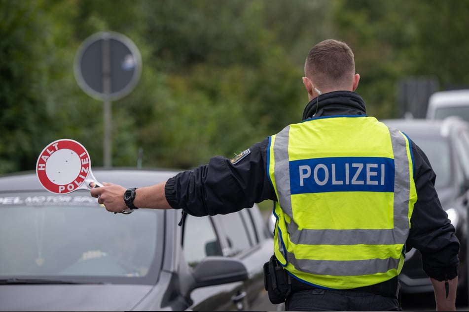 Nach dem Terroranschlag von Solingen hat die Bundesregierung wieder stärkere Kontrollen an den Außengrenzen eingeführt. (Symbolbild)