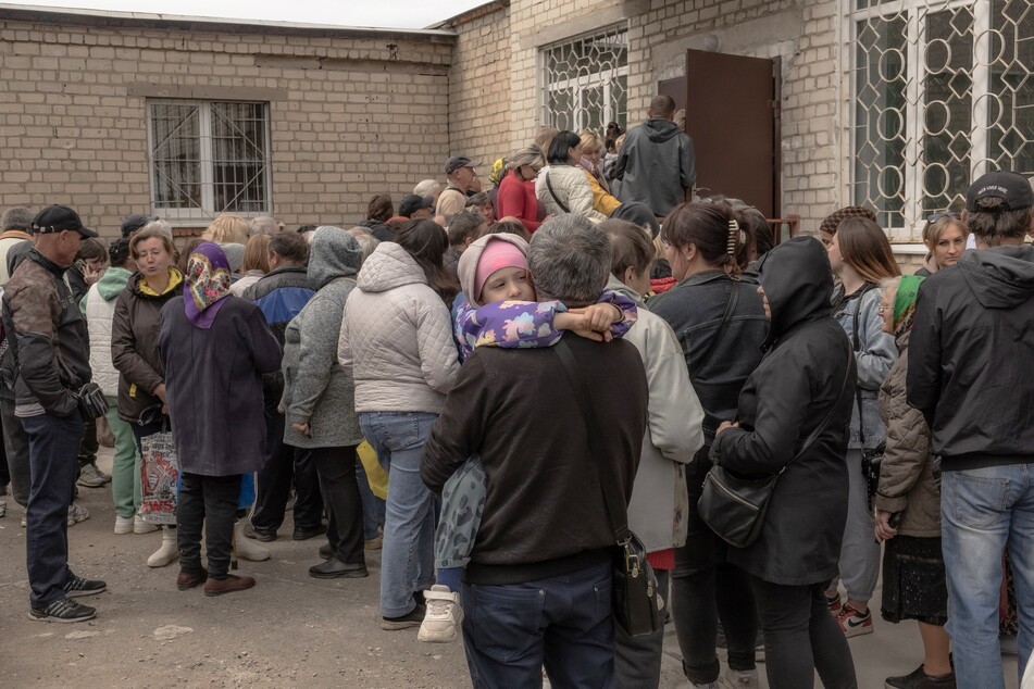 Civilians from several villages and towns in the Kharkiv region have already been evacuated as Russian forces advance.