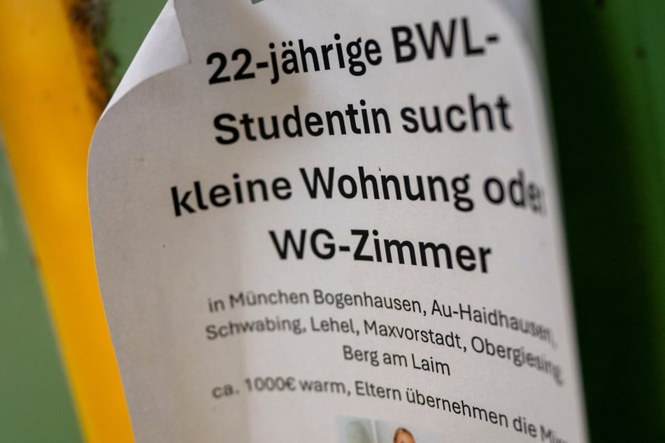 Eine Frage des finanziellen Hintergrunds: Bis zu 1000 Euro warm ist es den Eltern dieser Münchner Studentin wert, ihrer Tochter eine Bleibe zu sichern.