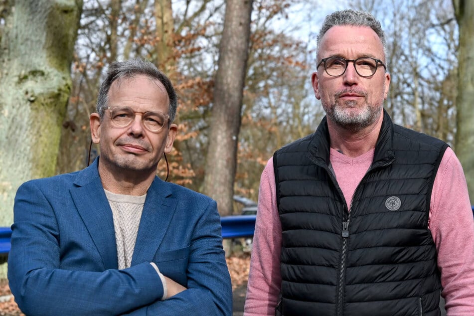 Die ARD-Journalisten Hajo Seppelt (63, l.) und Jörg Mebus stehen im Mittelpunkt des Streits.