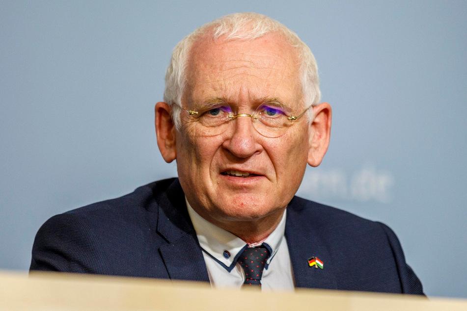 KVS-Vorstandsvorsitzender Klaus Heckemann (67) will den Konflikt durch das Landesschiedsamt beilegen lassen.