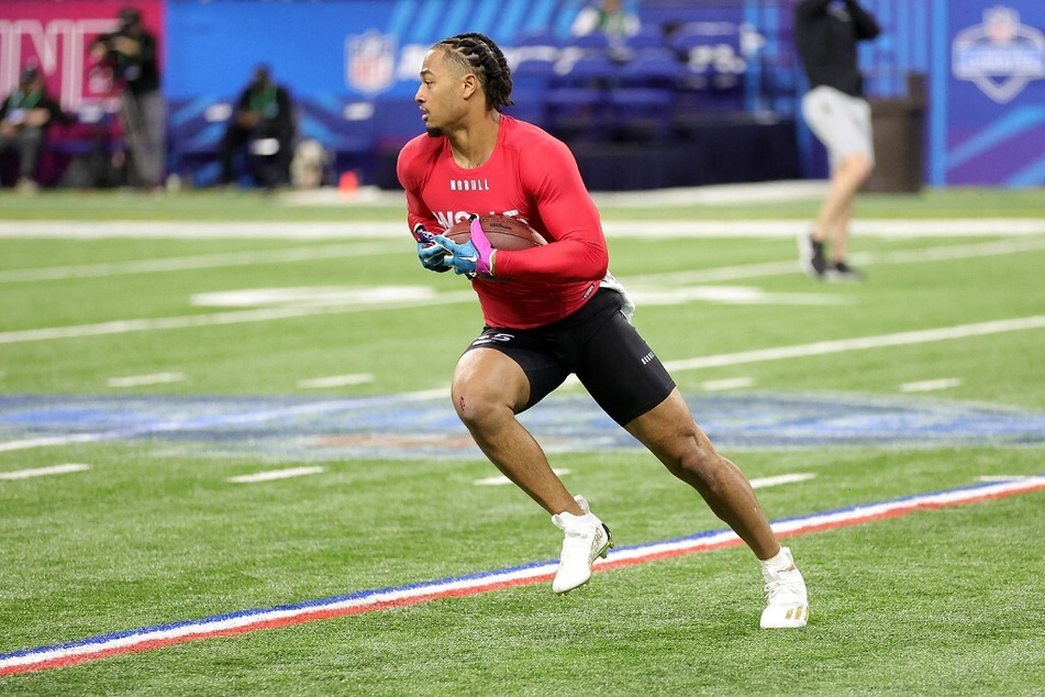 Jaxon Smith-NJigba showcased his elite athleticism at the Ohio State Buckeyes' Pro Day.