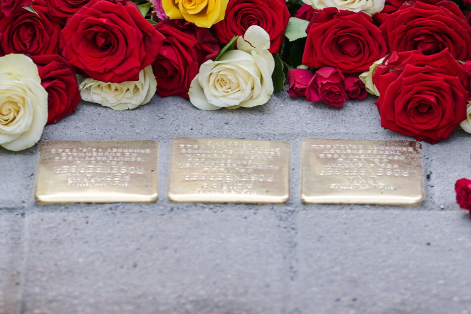 Dresden: Anders als Heidenau: Dresden setzt Zeichen! Drei neue Stolpersteine für NS-Opfer