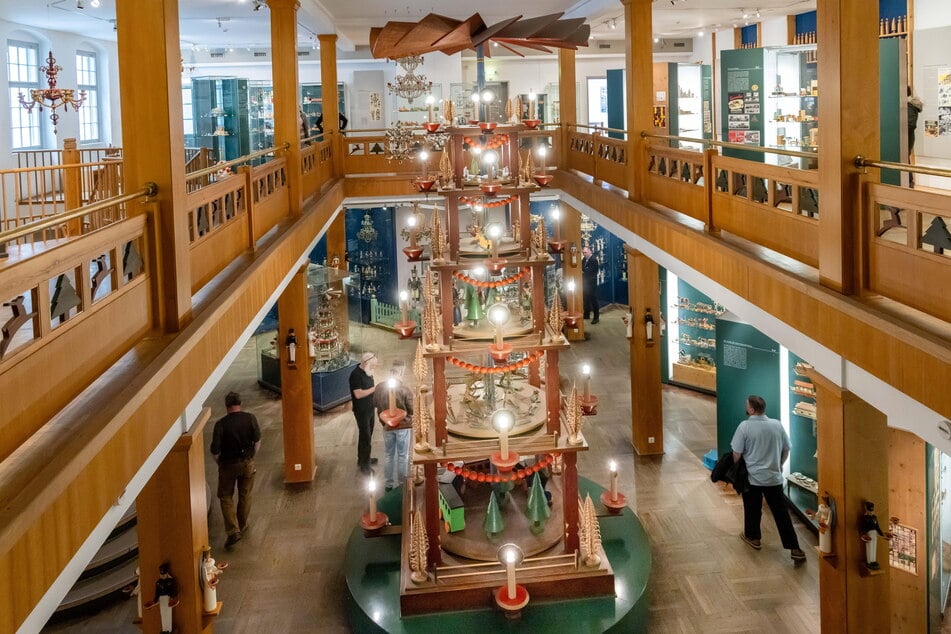 Im Spielzeugmuseum Seiffen wird die Dauerausstellung umgebaut.