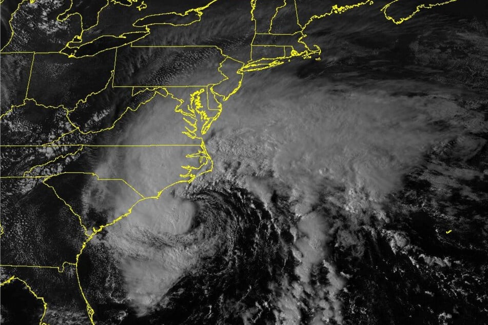 Tropical Storm Ophelia makes landfall with strong winds and heavy rain in North Carolina