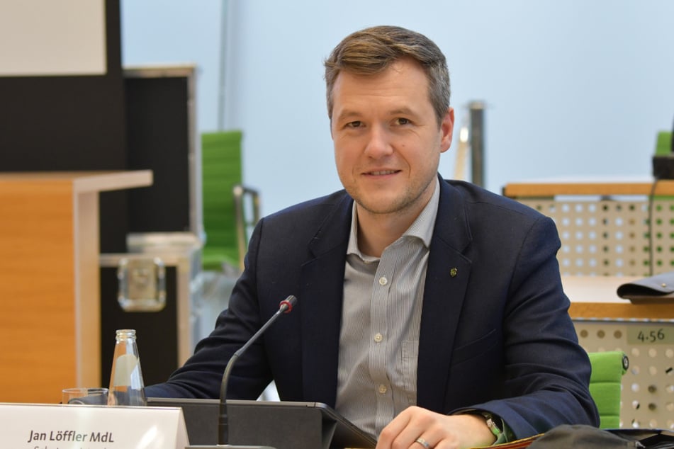 Für CDU-Finanzpolitiker Jan Löffler ist klar: "Politik wird im Haushalt sichtbar." Der Entwurf für 2025/2026 macht CDU-Prioritäten messbar.