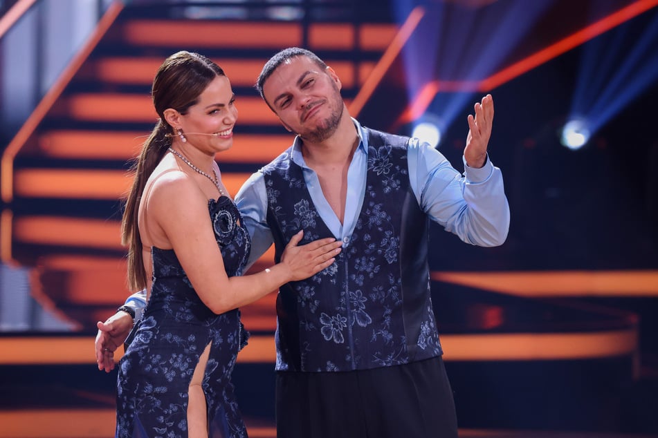 Für die 35-Jährige und Comedian Osan Yaran (39) war bei "Let's Dance" bereits nach der ersten Runde Schluss.
