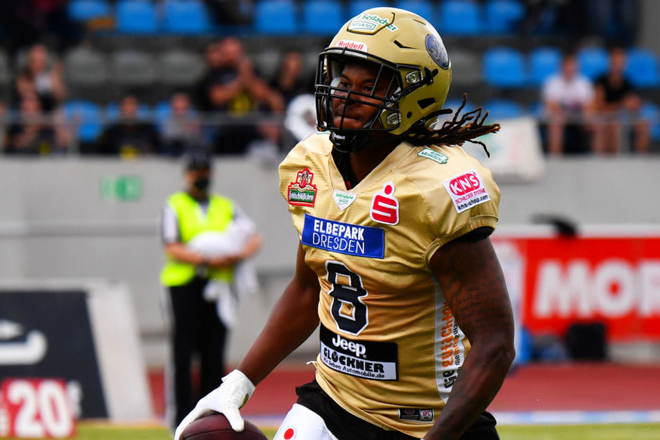 ...die oft beim schnellen Widereceiver Darrell Stewart (24) landeten. Gegen Köln schlug das Duo viermal zu.