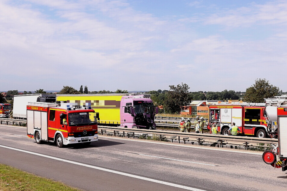 Die A4 ist derzeit durch den Einsatz vollgesperrt.