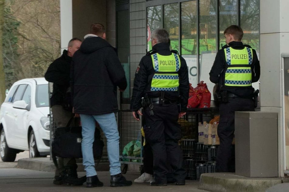 Zuletzt hatte das Trio am Montag in Hamburg-Finkenwerder zugeschlagen.