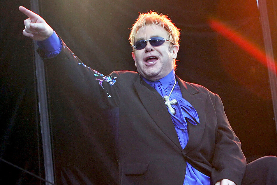 In Berlin spielte Pop-Legende Elton John (76) gleich dreimal in der Mercedes-Benz-Arena.