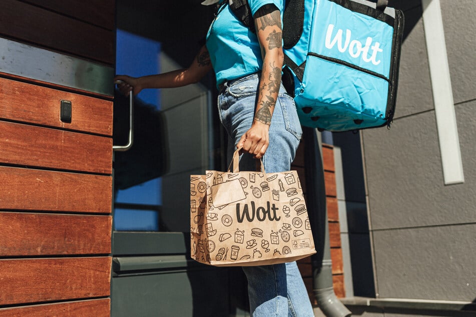 Mit einer dreistündigen Verspätung stand der Fahrer vor der Tür.