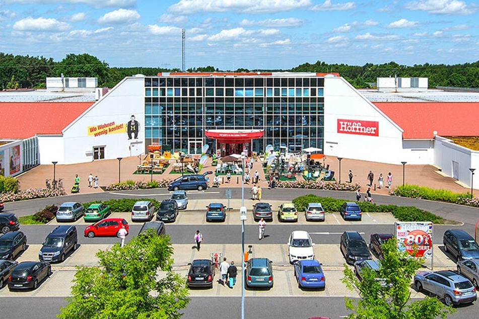 Am Sonntag (14.12.) gibt's bei Höffner diese schönen Möbel super günstig