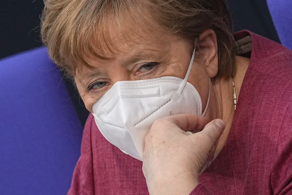 Bundeskanzlerin Angela Merkel (66, CDU) wurde am Freitag mit dem Vakzin von AstraZeneca geimpft.