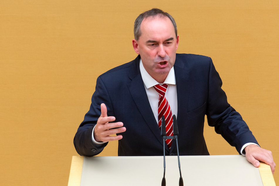 Hubert Aiwanger (49, Freie Wähler), glaubt nicht an eine rein wissenschaftliche Suche nach einem Atommüll-Endlager.