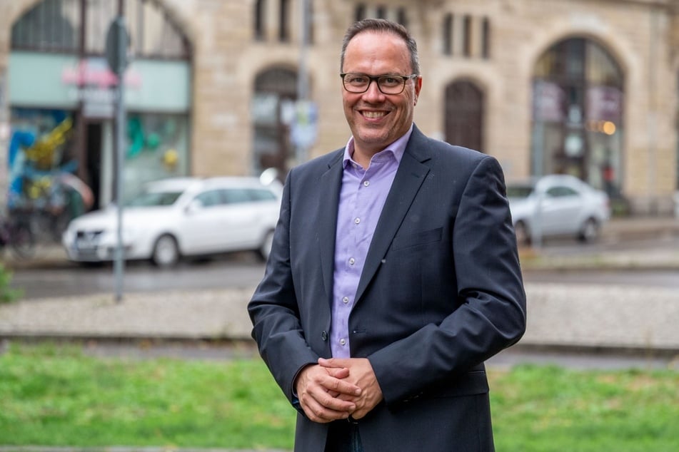 Sachsens Wirtschaftsminister Dirk Panter (52, SPD) will sich für eine Lösung hinsichtlich der Öffnungszeiten einsetzen.