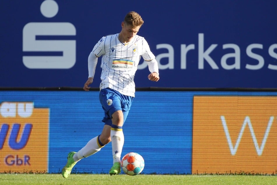 Linksverteidiger Marcel Hoppe (23) wird auch in Zukunft für den FC Carl Zeiss Jena auflaufen.