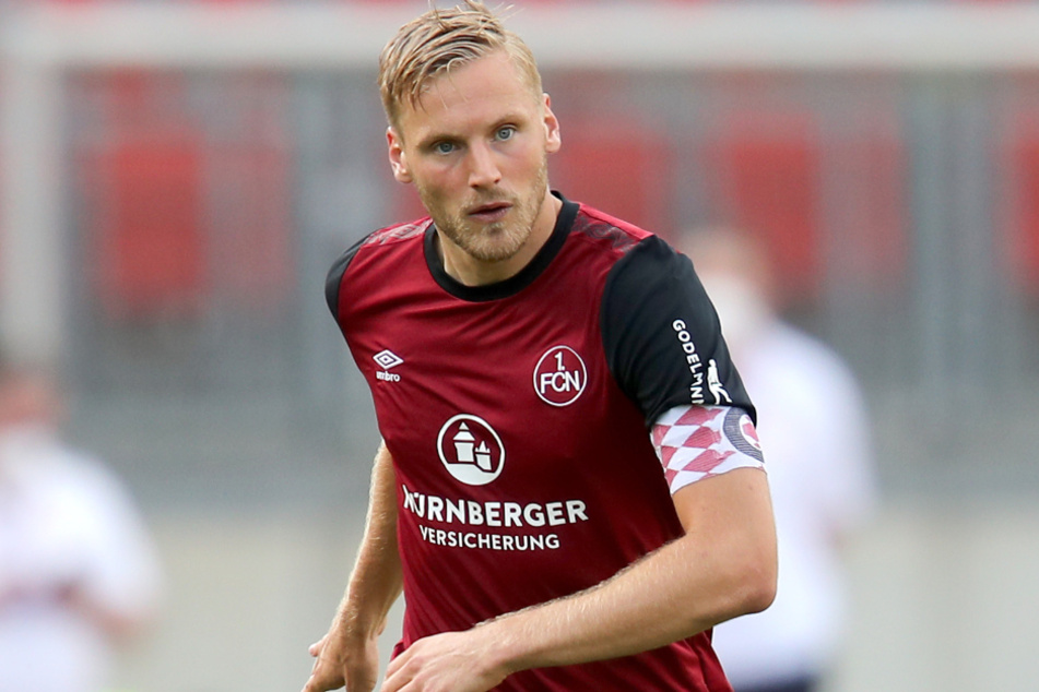 Der Nürnberger Hanno Behrens (30) ist bisher ohne Symptome.