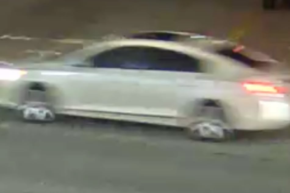 Houston police published a surveillance photo of the suspect car.