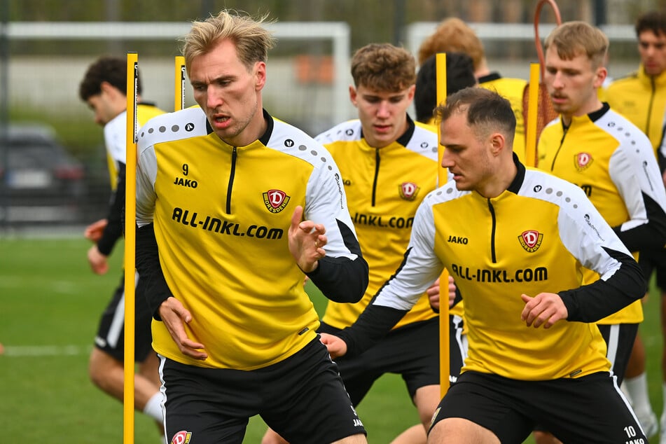 Keine Freizeit mehr: Für Vincent Vermeij (31, l.) &amp; Co. ging's am Dienstag wieder los.