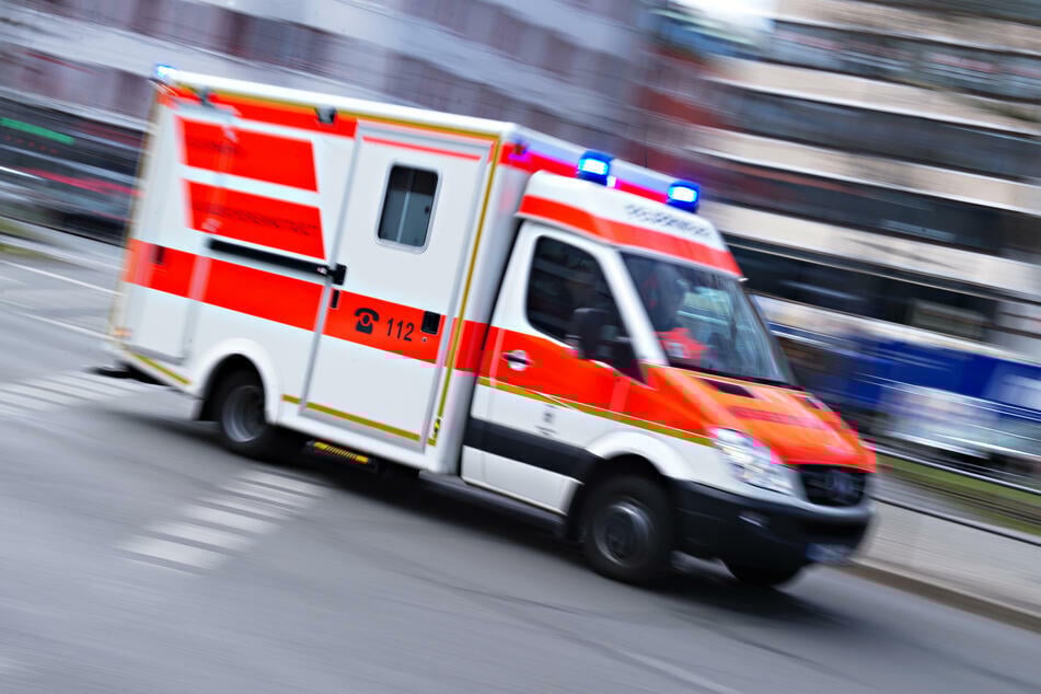 Bei einem Unfall in Plauen ist ein 18-jähriger Fahrradfahrer schwer verletzt worden. (Symbolbild)