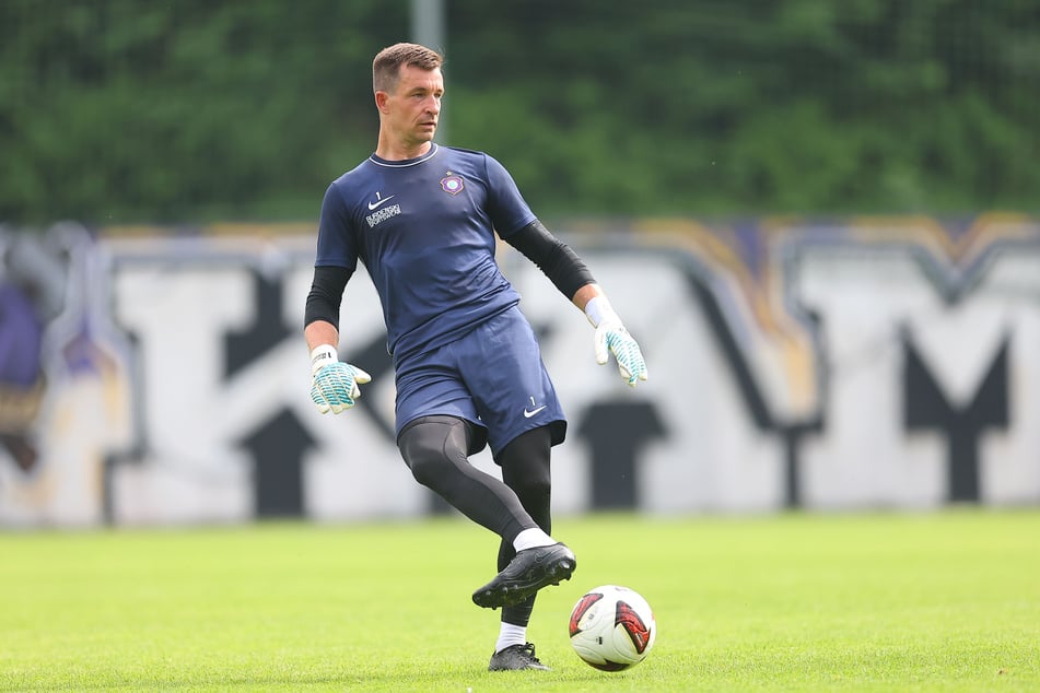 Aue-Keeper Martin Männel (38) hofft schnellstmöglich auf einen Sieg.