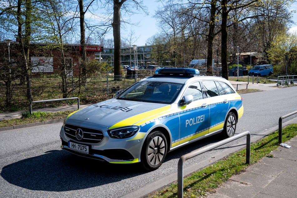 Die Polizei konnte den geflüchteten 19-Jährigen aus der LVR-Klinik Viersen am Freitagmorgen aufgreifen. (Symbolbild)