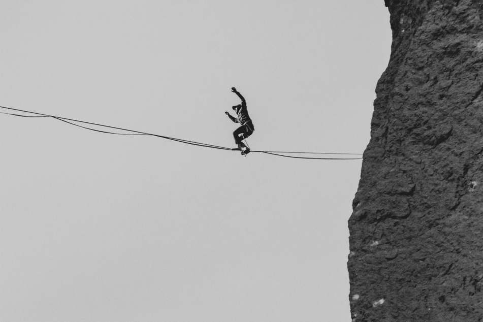 Slackline walking is a difficult but impressive sport, making Jaan Roose's achievement ever-the-more impressive.