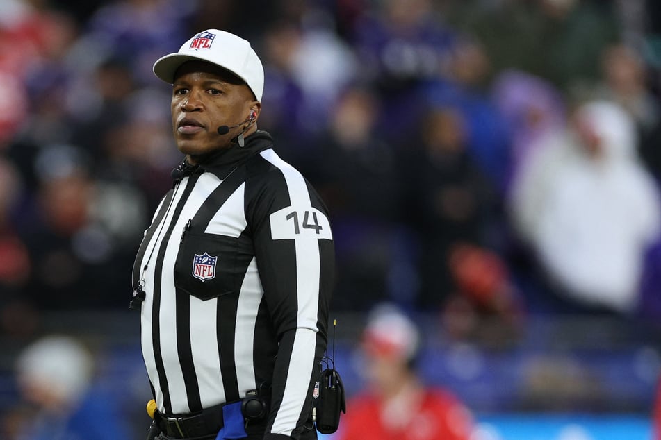 NFL referee Shawn Smith will officiate Super Bowl LX in Santa Clara, California, on February 8, 2026.