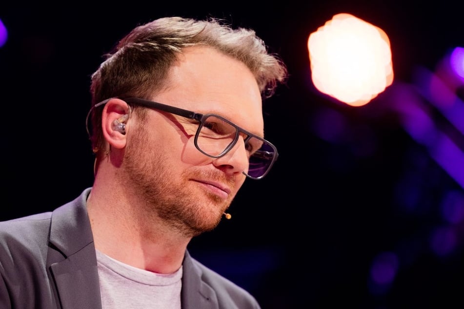 Comeback bei RTL: Ralf Schmitz (51) übernimmt die Moderation von "Die Weisheit der Vielen – Die Show des skurrilen Wissens".