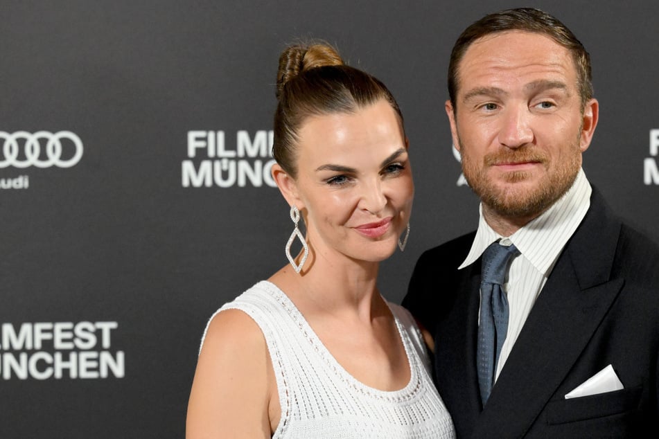 Frederick Lau gesteht: "Ich muss darum kämpfen, dass ich Teil der Familie bin"