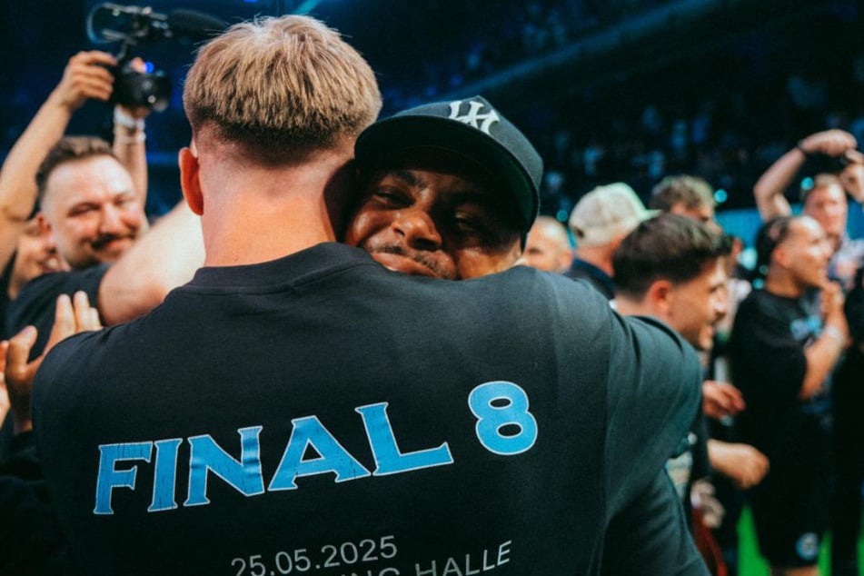 Feierten im vergangenen Jahr gemeinsam den Sieg in der Icon-League: Johannes Pistol (24) und Rapper Luciano (31).
