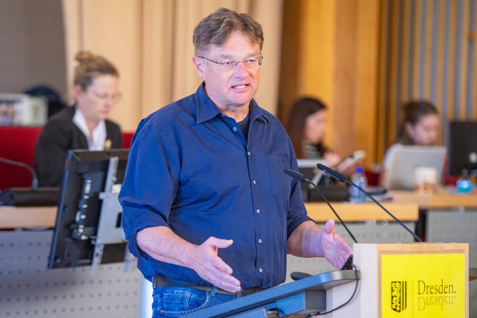 Zeigt sich alarmiert: Fraktionschef Holger Zastrow (57, Team Zastrow).