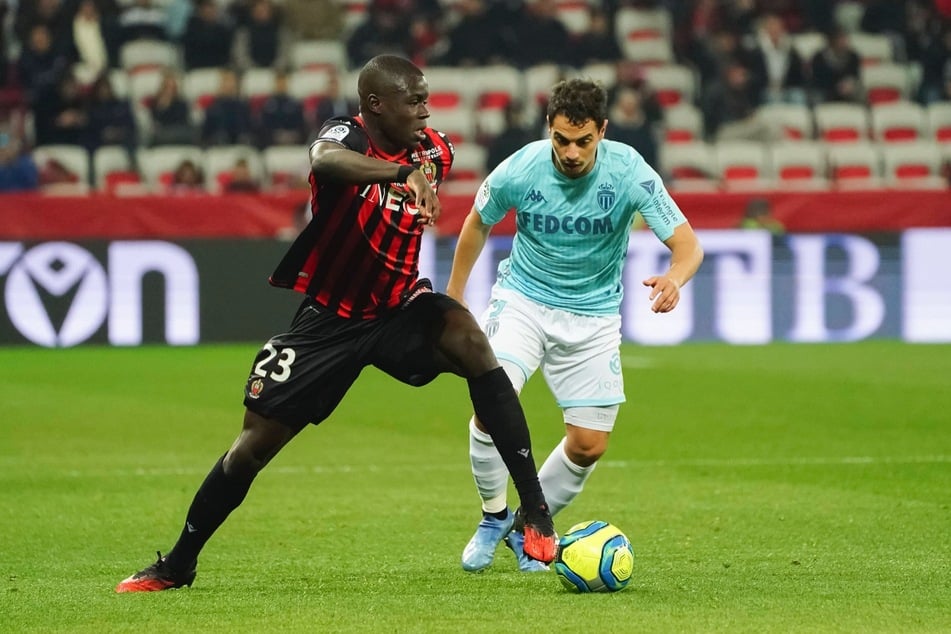 Defensiv-Talent Malang Sarr (l.) möchte Nizza eigentlich im Sommer verlassen. Neben Leipzig sind allerdings auch andere Vereine interessiert.