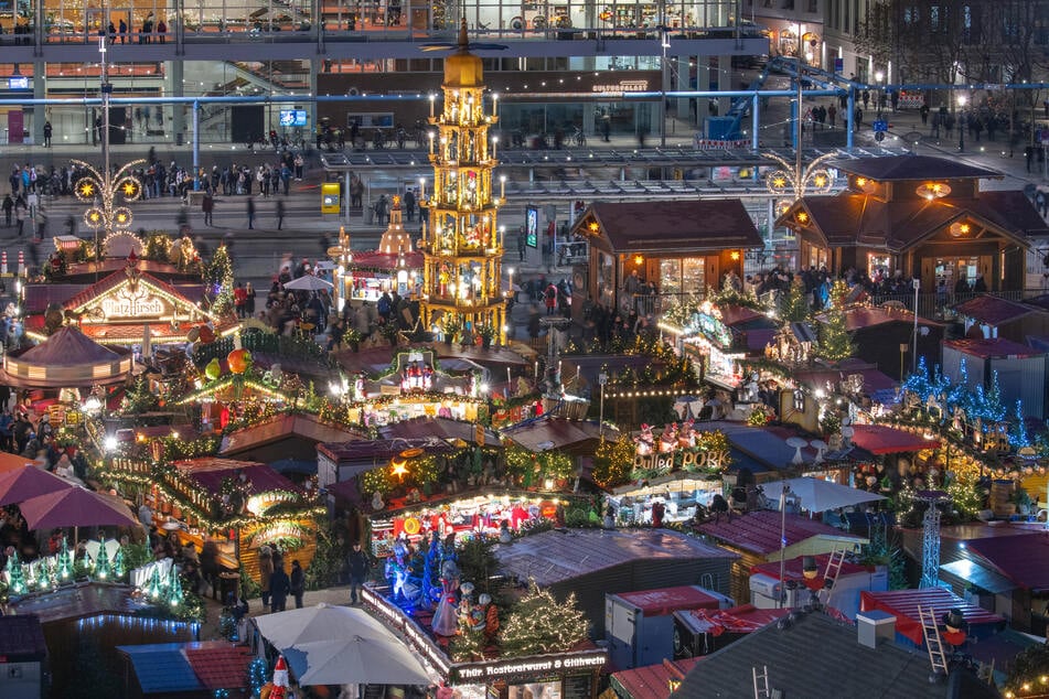 Die Dresdner Weihnachtsmärkte sollen unter erhöhten Sicherheitsvorkehrungen stattfinden. (Archivfoto)
