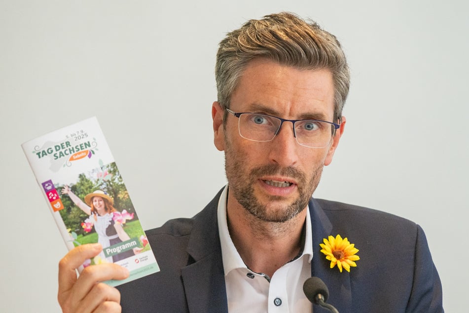 Der Sebnitzer OB Ronald Kretzschmar (43, parteilos) freut sich auf "blühende Erlebnisse" zum Tag der Sachsen, der erstmals auch länderübergreifend in Tschechien gefeiert wird.