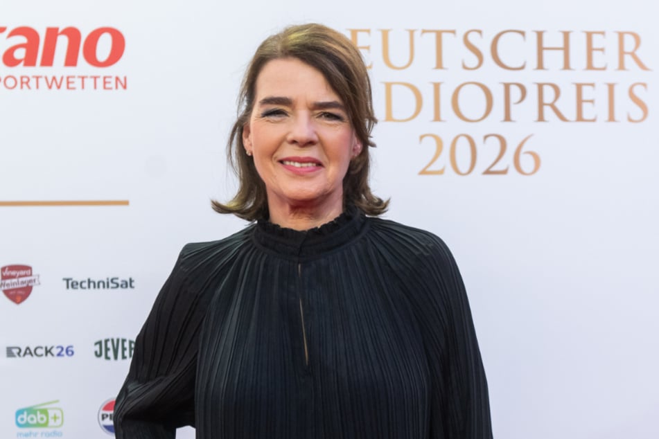 Tagesschau-Sprecherin Susanne Daubner (65) heimste als Laudatorin den wohl größten Applaus des Abends ein.
