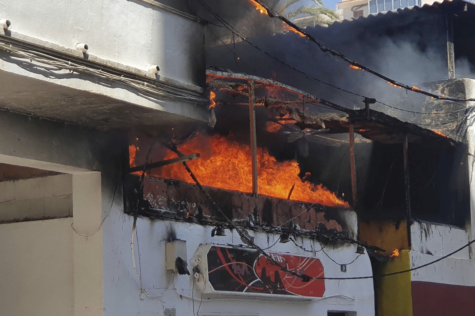 Verheerender Brand am Ballermannn: 13 Deutsche auf Mallorca festgenommen