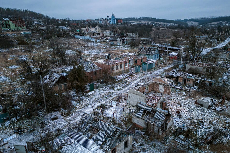 Zerstörte Häuser in der Ukraine. Wurden sie auch mit deutschen Bauteilen angegriffen?