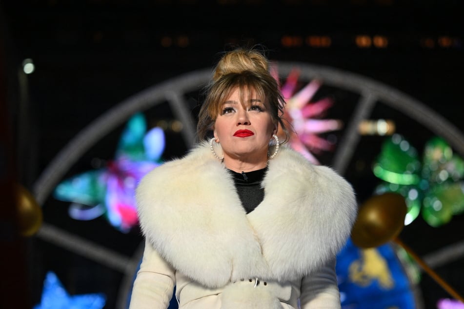 Kelly Clarkson (43) ha cancelado los conciertos que tenía programados para este mes.