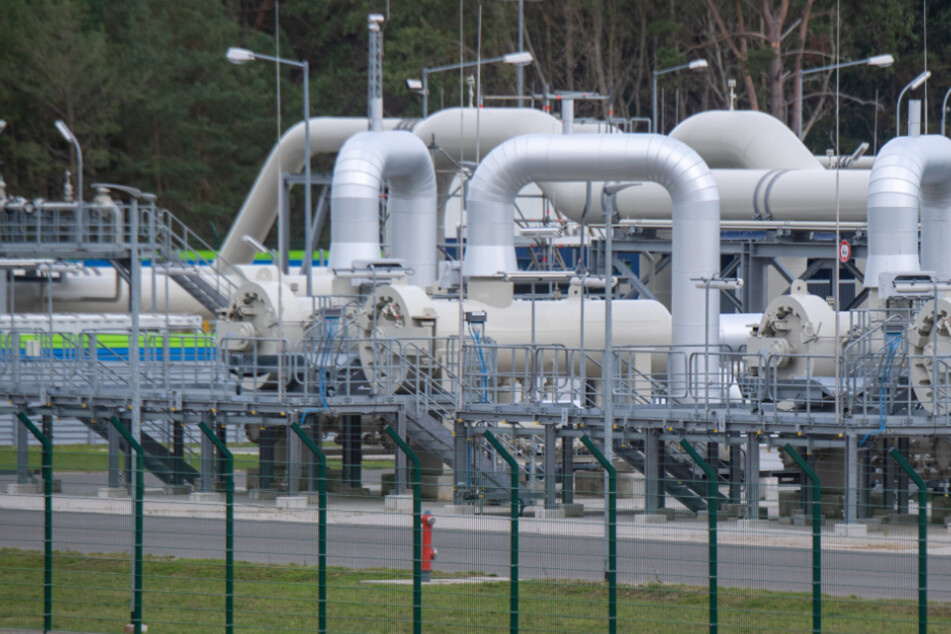 Die Rohrsysteme und Absperrvorrichtungen in der Gasempfangsstation der Ostseepipeline Nord Stream 2.
