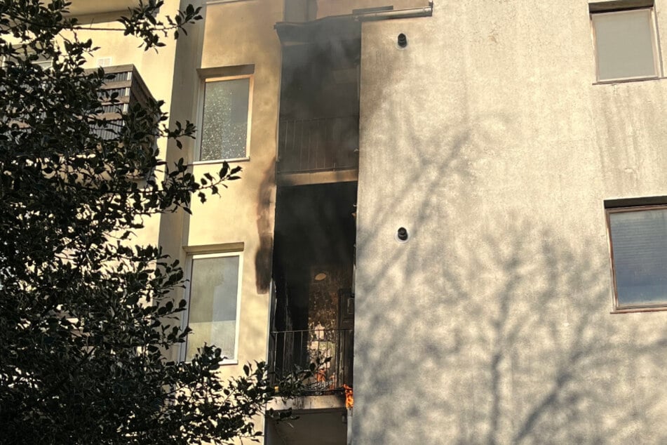 In einem Mehrfamilienhaus in Bremerhaven ist am Dienstag ein Feuer ausgebrochen.