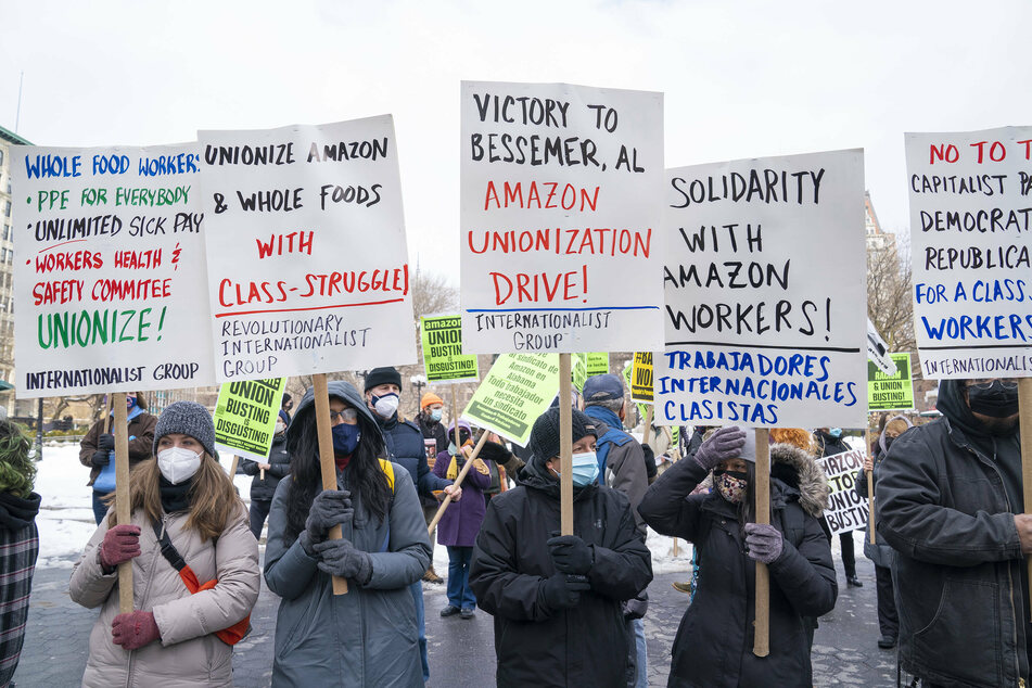 New Yorkers rally in solidarity with Amazon workers in Bessemer, Alabama.