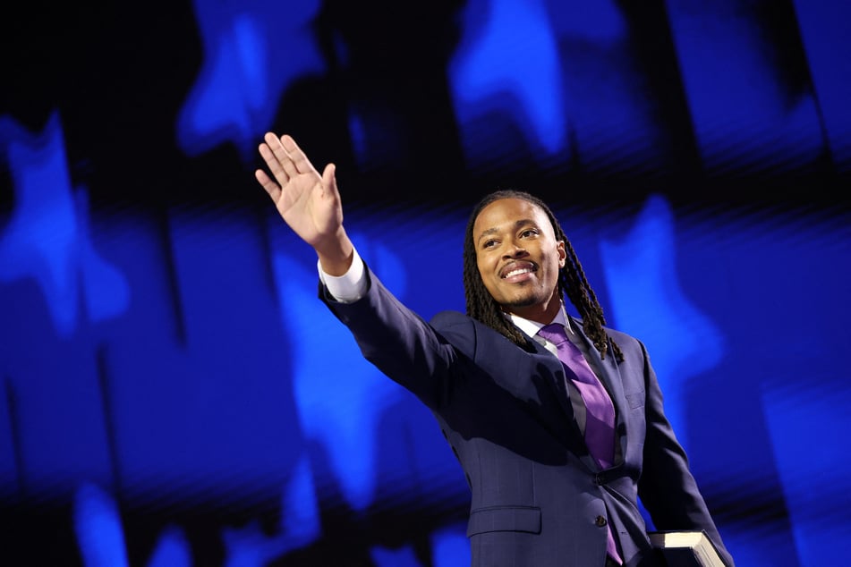 Pennsylvania state Representative Malcolm Kenyatta has retained his position as vice chair of the Democratic National Committee after a redo vote.