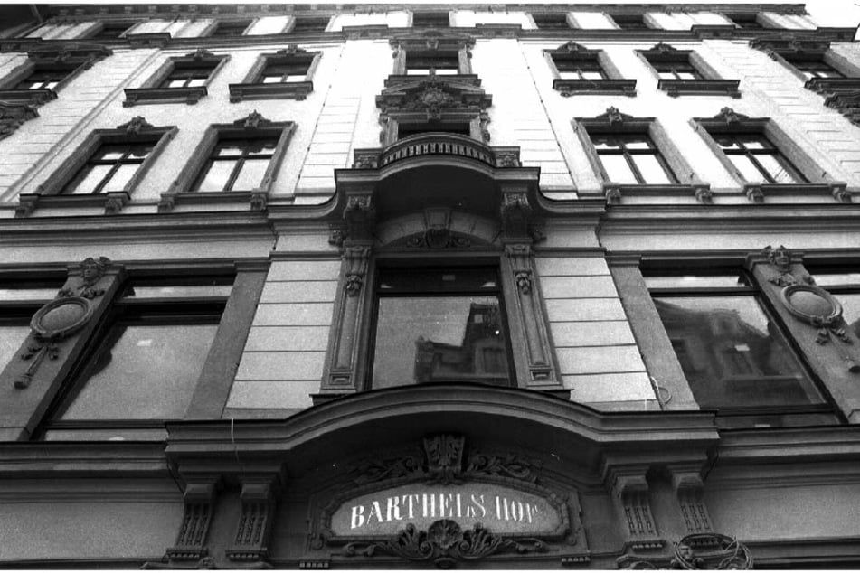 Die Sanierung von "Barthels Hof" wurde durch die Pleite unterbrochen. Gläubigerbanken und Investoren brachten das Werk zu Ende.