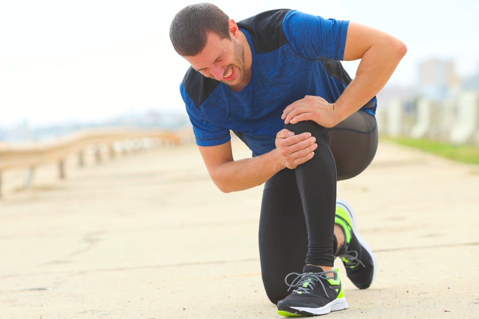 Wer oft von Schmerzen im Knie geplagt ist, sollte diese Kapseln kennen