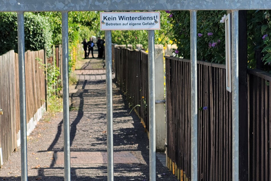 In der Werkstättenstraße war die Polizei unter anderem auch in einer Kleingartenanlage unterwegs.