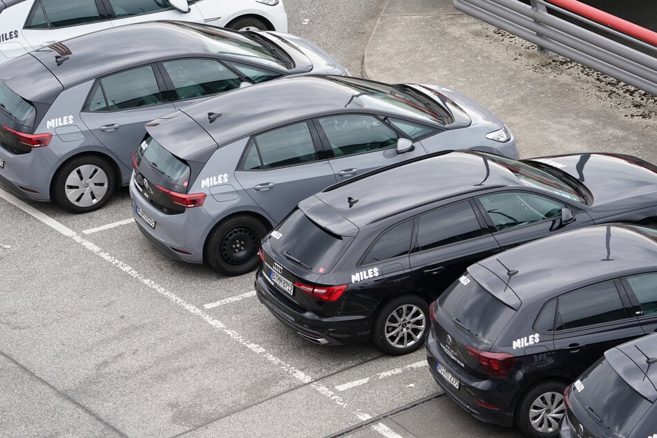 Berlin: Führerschein weg, aber Miles weiß nichts davon: Diese Sicherheitslücke sorgt für Aufsehen!
