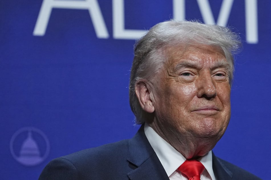 Nahost-Konflikt: Trump kündigt Überprüfung eines Iran-Plans für Kriegsende an